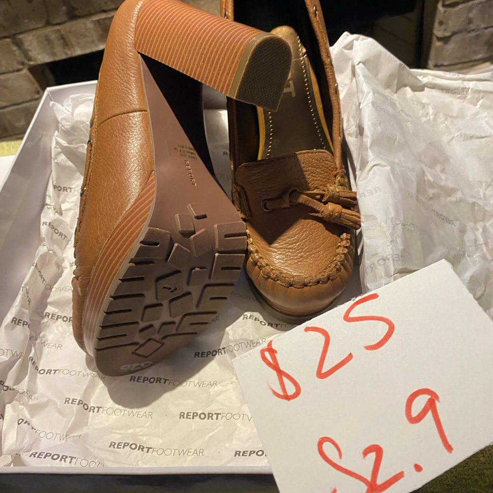 Report platform loafers
